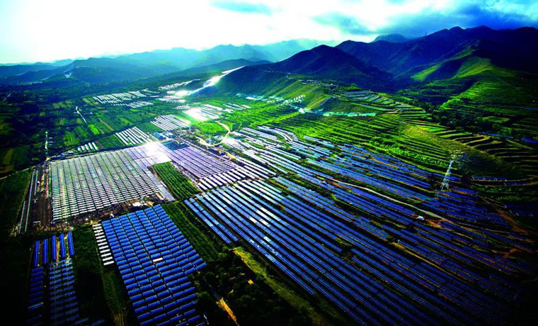 山西:光伏藍(lán)色好風(fēng)景帶來(lái)綠色好“光”景