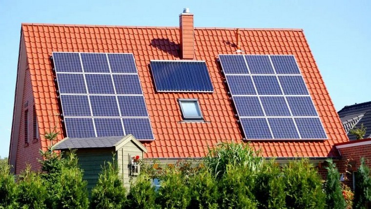 為什么叫組串式逆變器,組串式逆變器和集中式逆變器區(qū)別