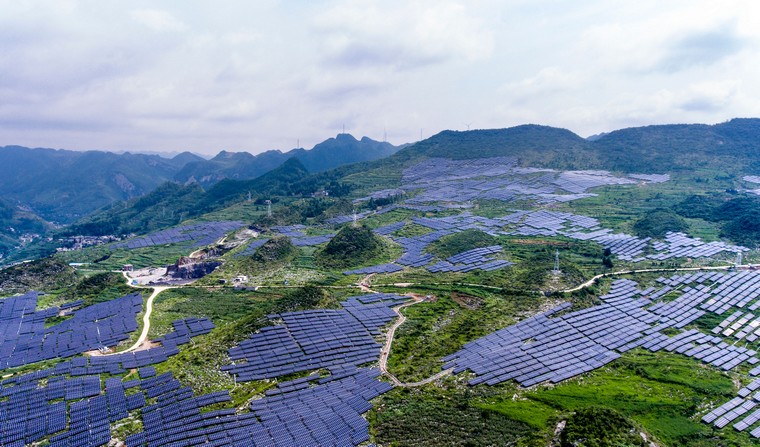 水面光伏開發(fā)條件，如何在水面上申請(qǐng)安裝光伏