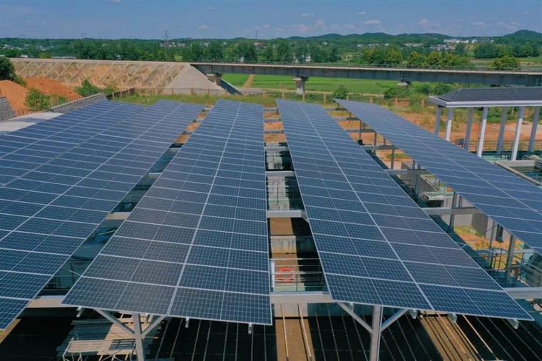 光伏電纜哪些項目用，光伏板與光伏板電纜怎么連接