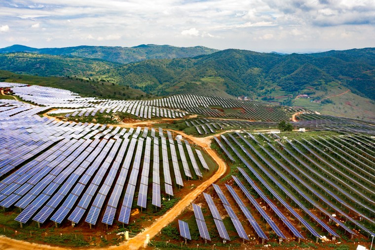 光伏成本造價標準，光伏100萬兆瓦造價，一百畝光伏造價